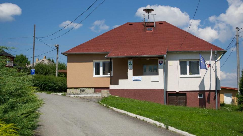 Zateplenie budovy - Obecný úrad Trnkov